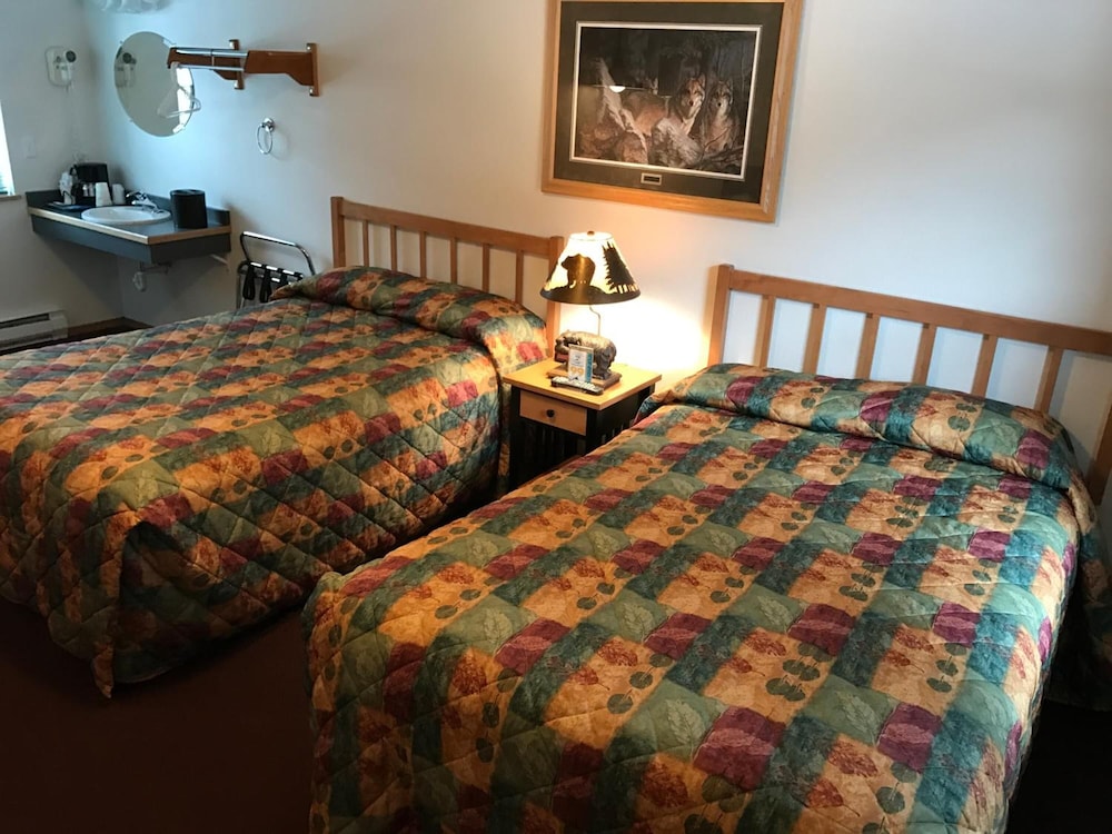 Harborview Inn 12/26
