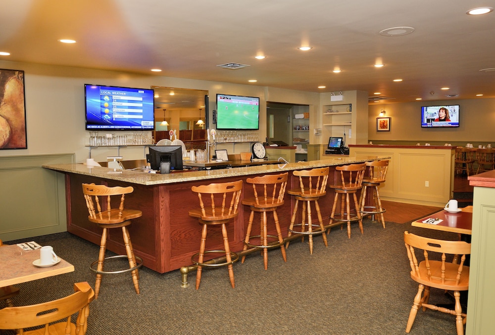 Slemon Park Hotel & Conference Centre 20/35