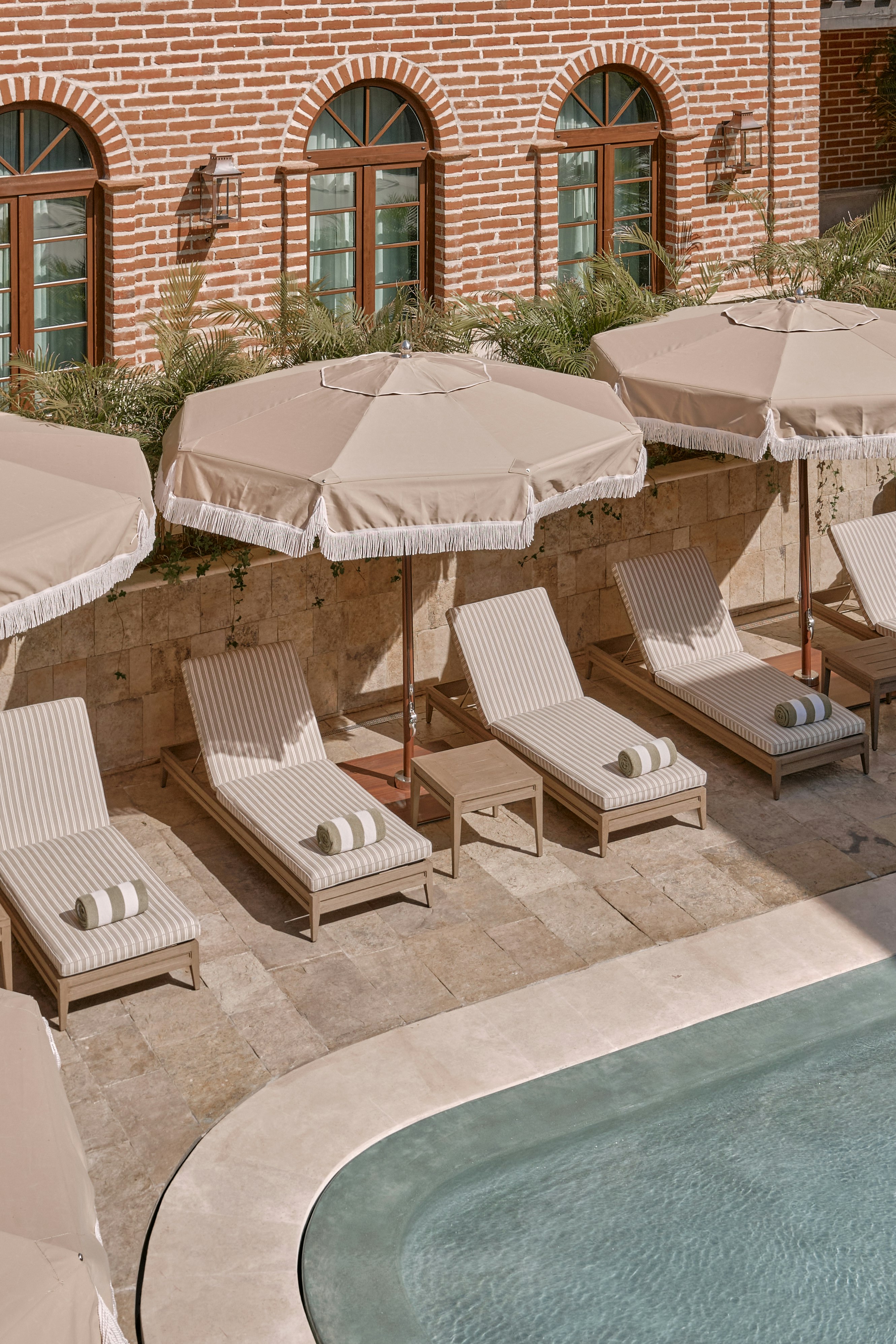 The Todos Santos Inn 78/83