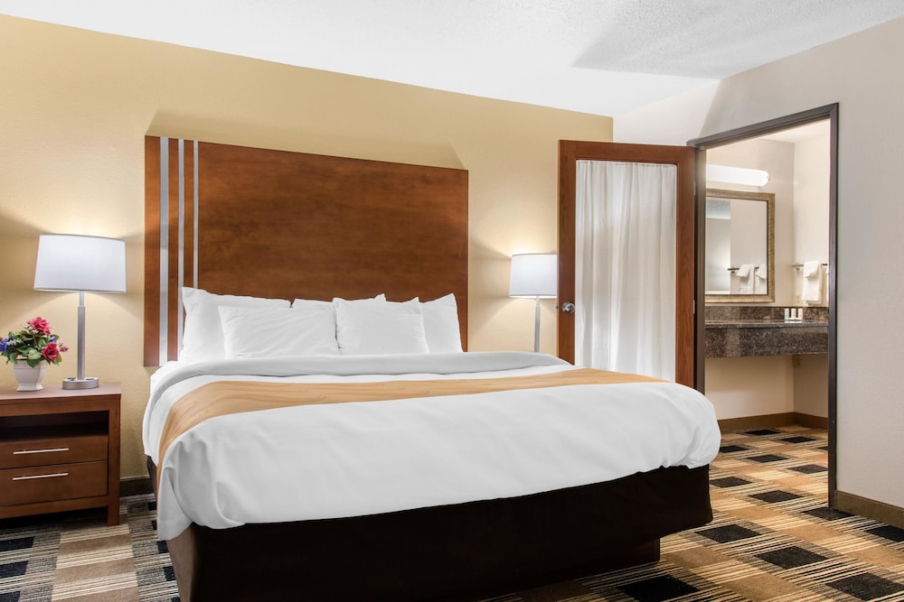 Quality Inn near Medical Center 7/38