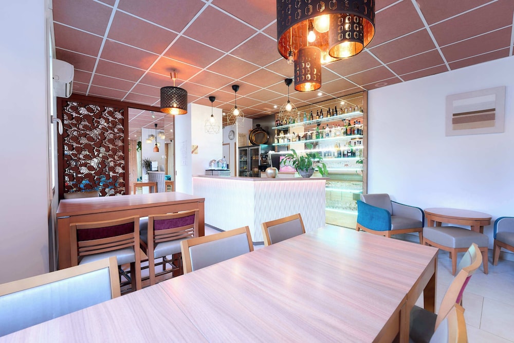Hotel the Originals Sens Archotel 56/75