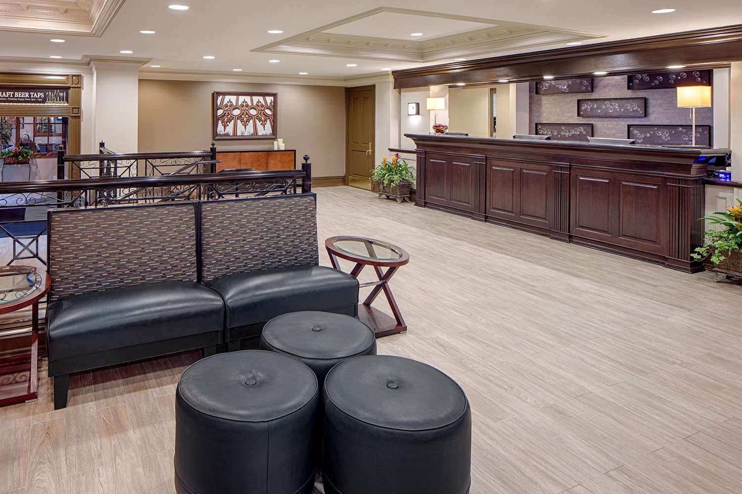 Wyndham New Orleans - French Quarter Hotel 6/37