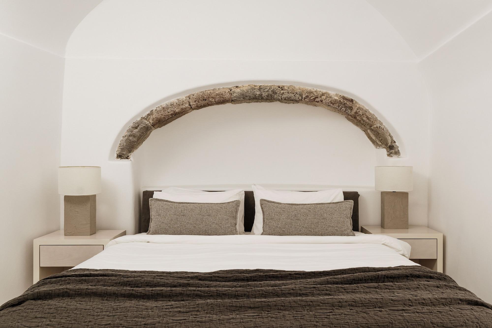 Senior, Suite, Caldera View, Sea View, Outdoor Jetted Tub