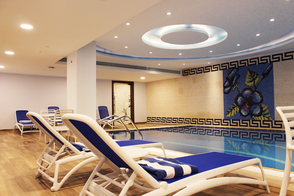 Al Mansour Suites 22/49