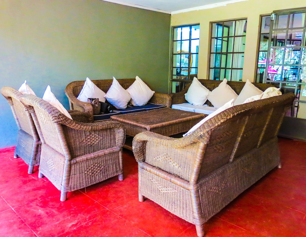 Woodlands Lilongwe 12/34