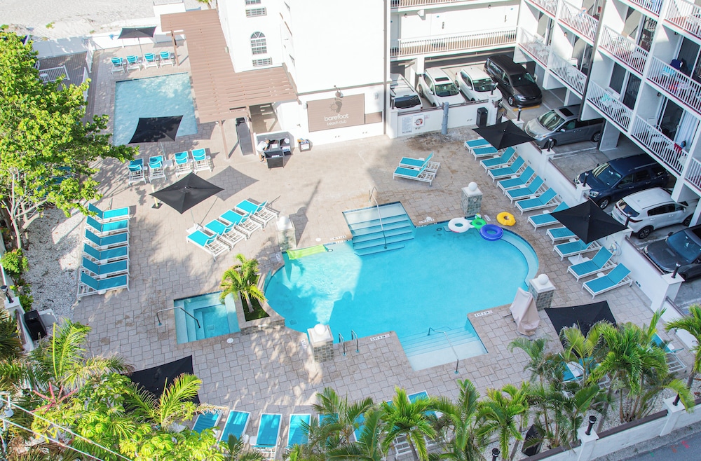 Barefoot Beach Hotel 62/70