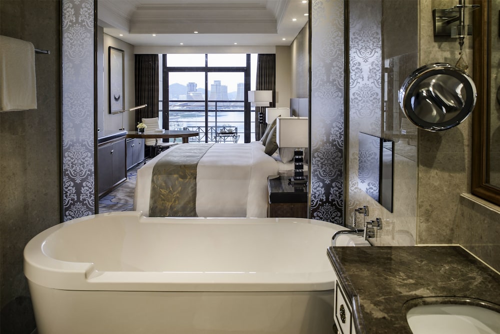 WYNDHAM GRAND XIAMEN HAICANG 31/50
