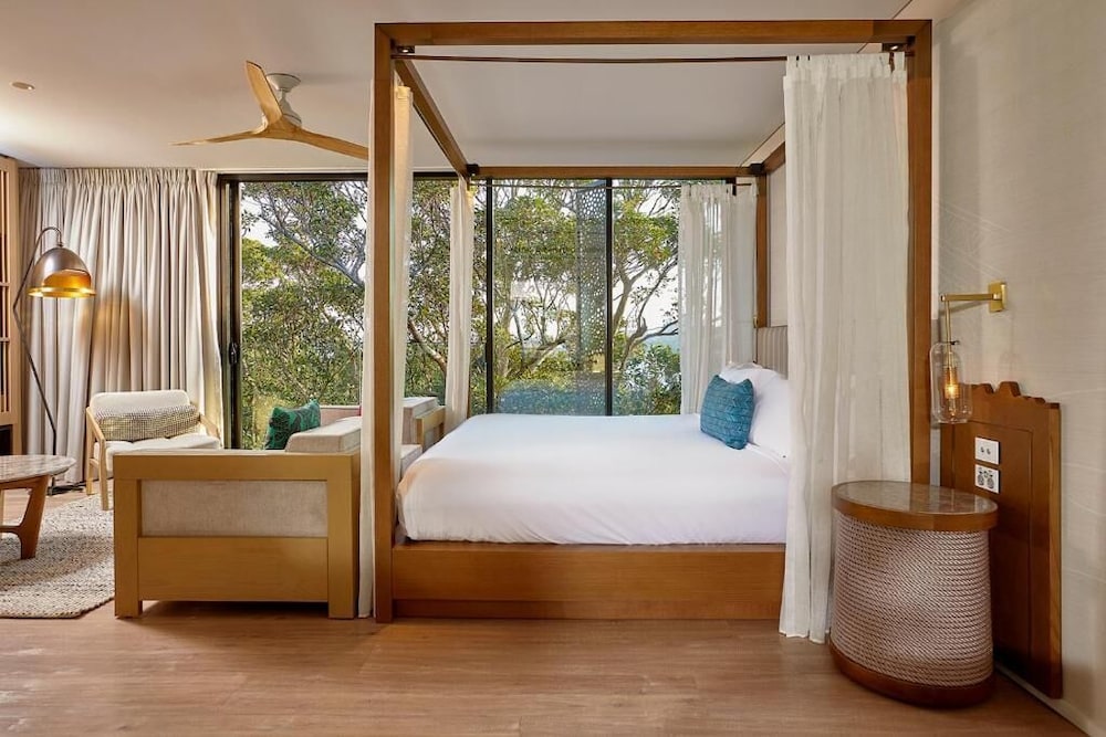 Tree Top, Suite, King Bed