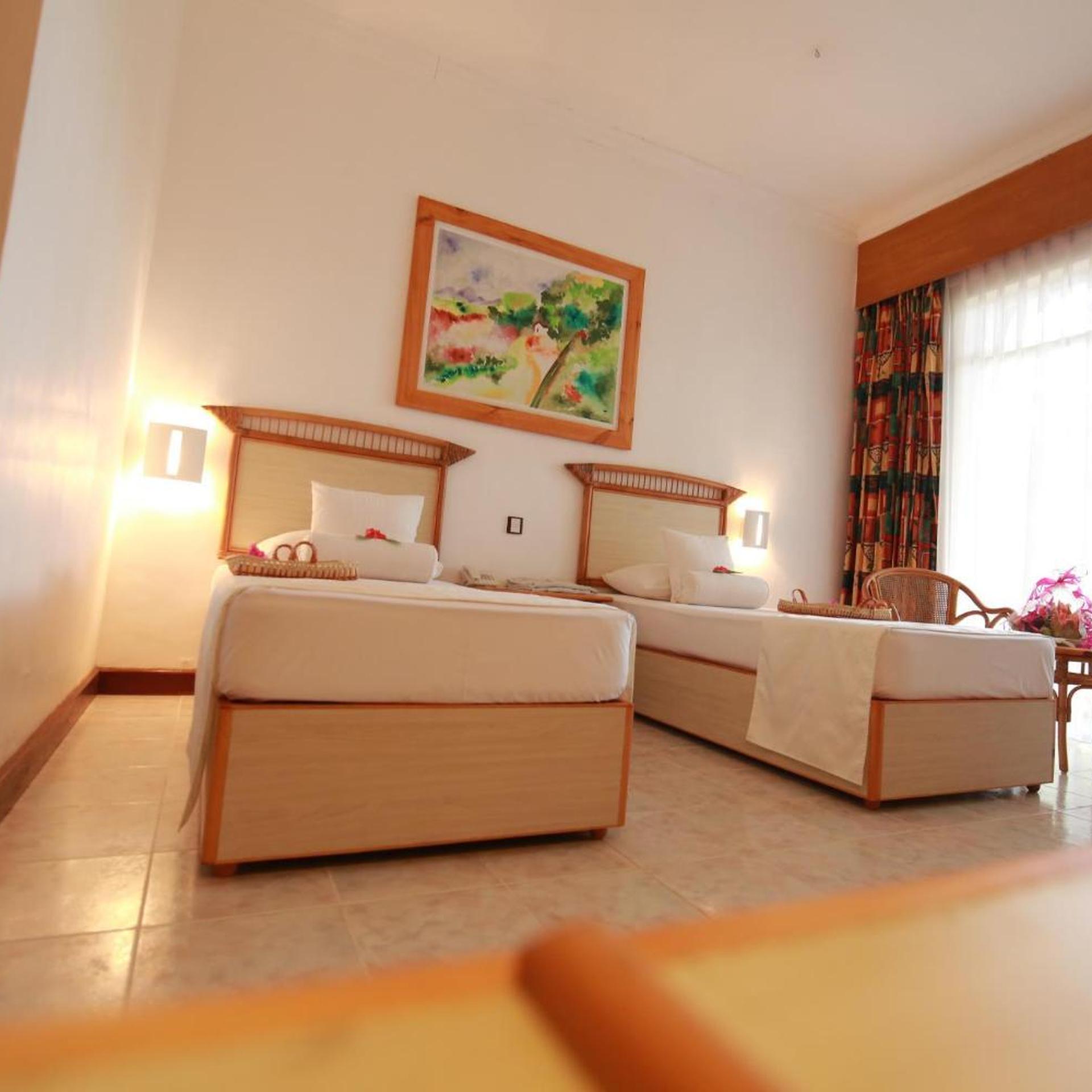 The Oasis Hotel 20/43