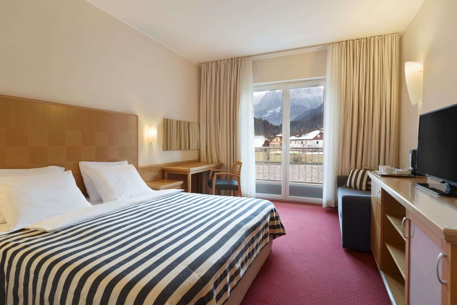 Ramada Hotel & Suites by Wyndham Kranjska Gora 9/34