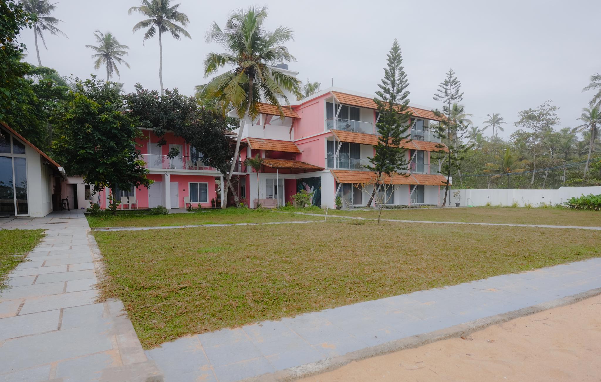Beach House Varkala by Palmyra 31/33