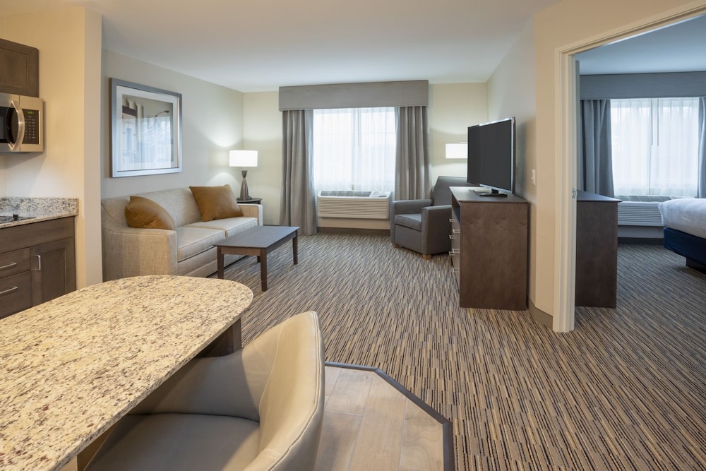 Grandstay Hotel and Suites Milbank 20/34