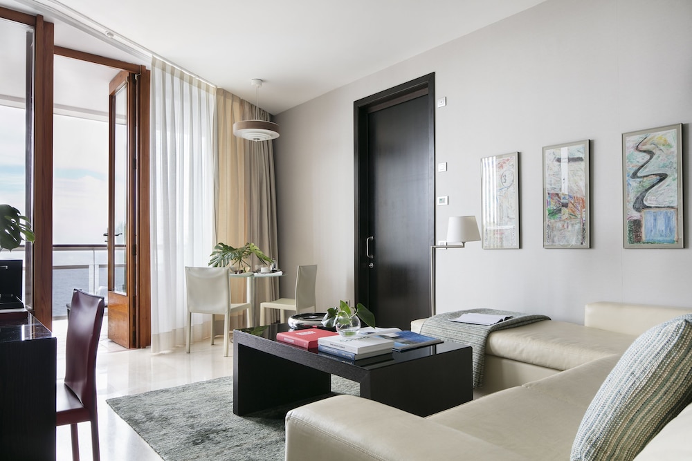 Hotel de Mar Gran Melia - Adults Only 69/83