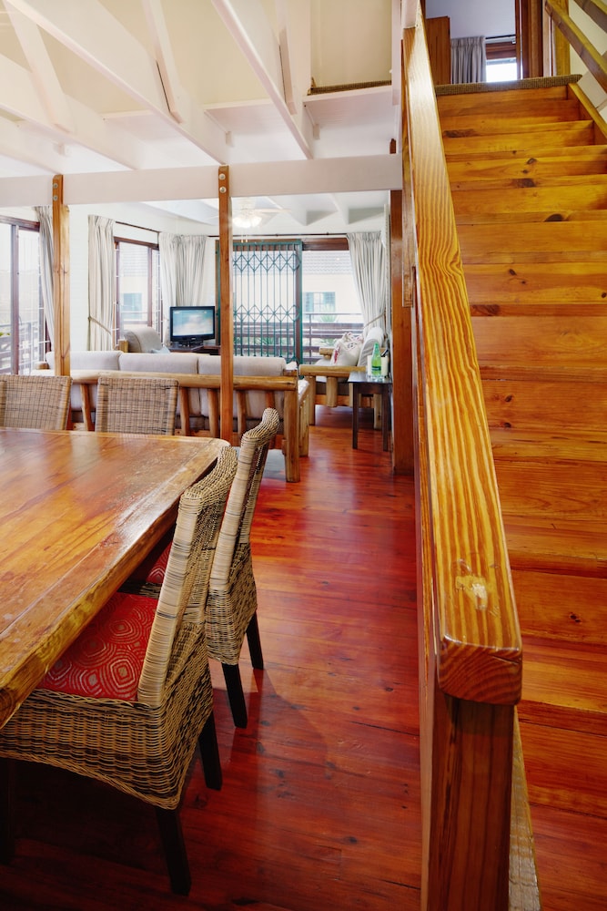 Kowie River Chalets 9/19