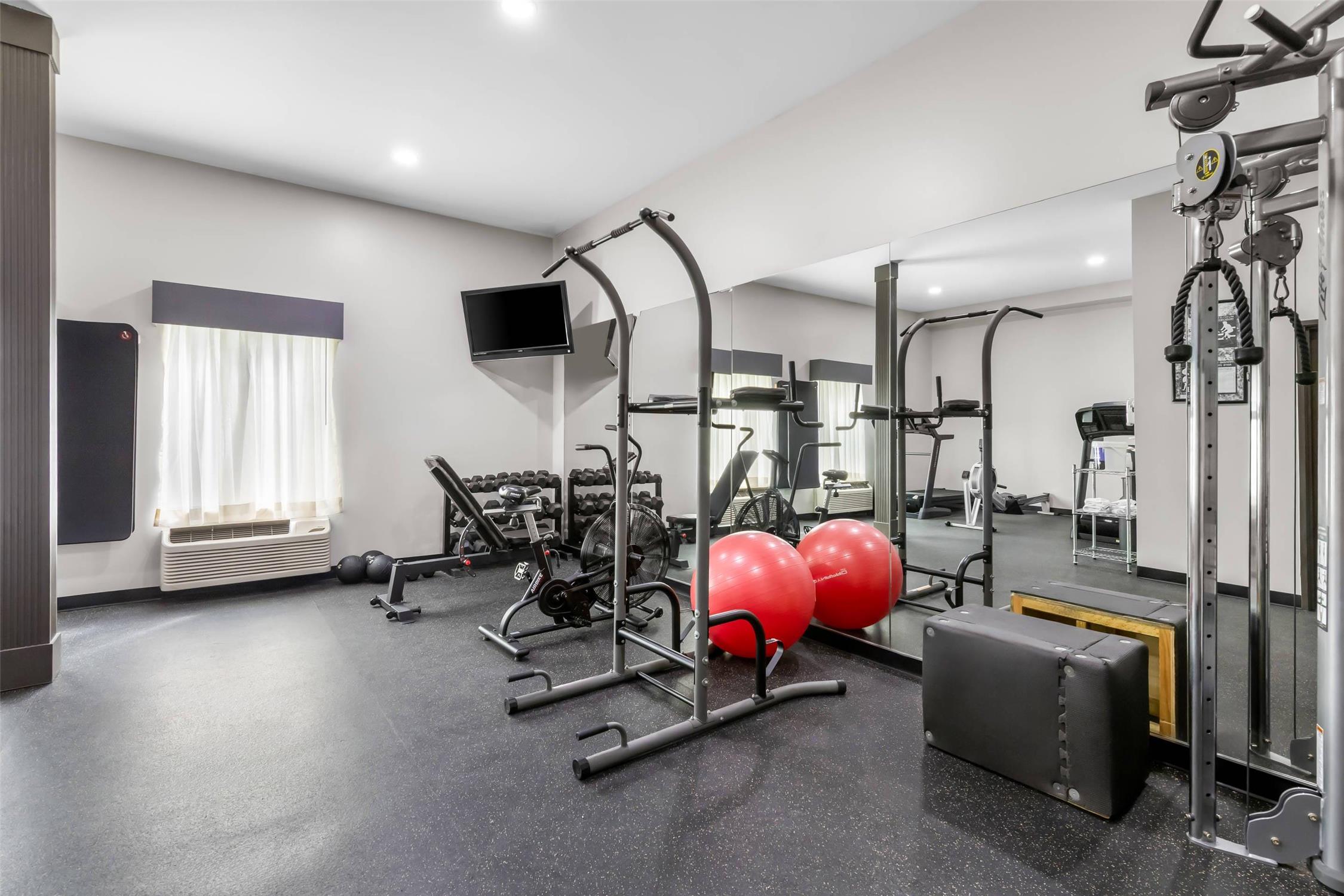 Brentwood Suites Nashville, an Ascend Collection Hotel 14/30