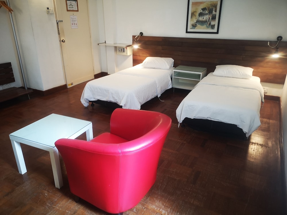 Oyo 161 Lodge Paradize Hotel 16/25
