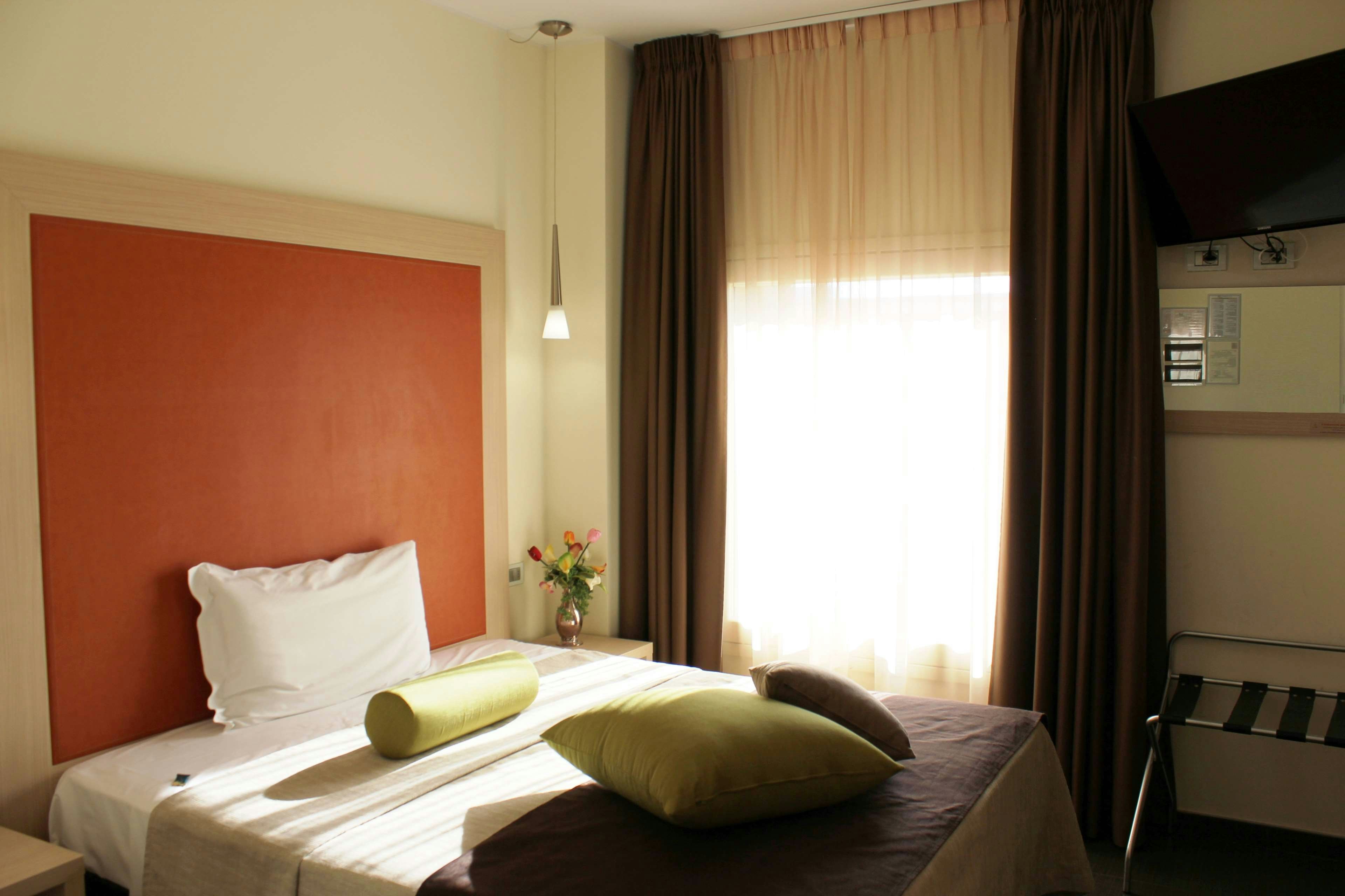 Hotel 33 Baroni 20/50