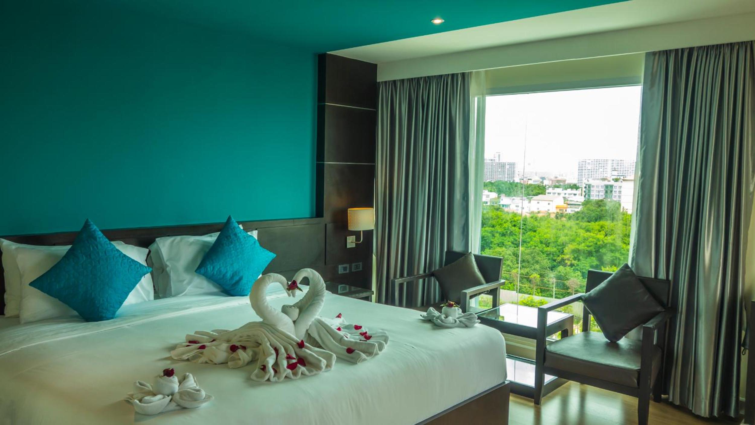 Grand Premium City View