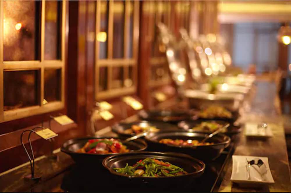 Grand New Century Hotel Hangzhou Sumtime 42/48