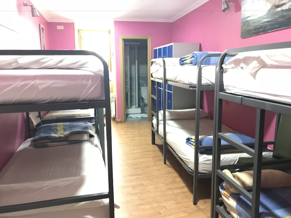 Hostel Rc Miguel Angel 45/49