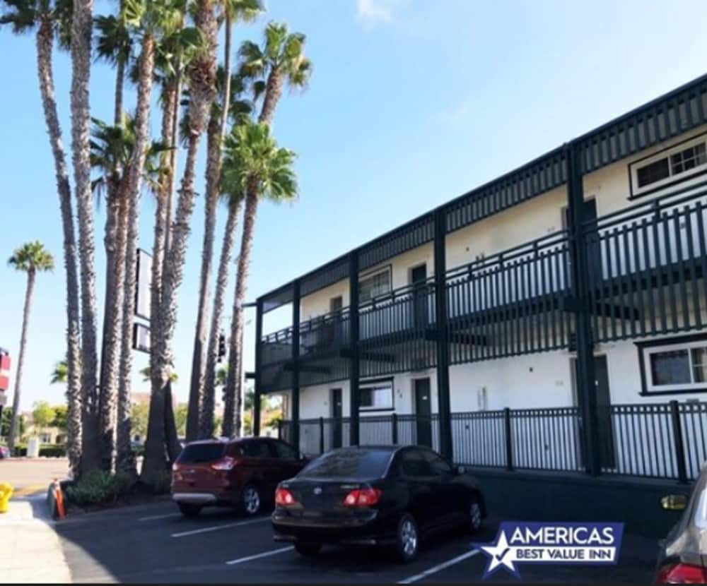 America S Best Value Inn San Diego Loma Lodge 5/27