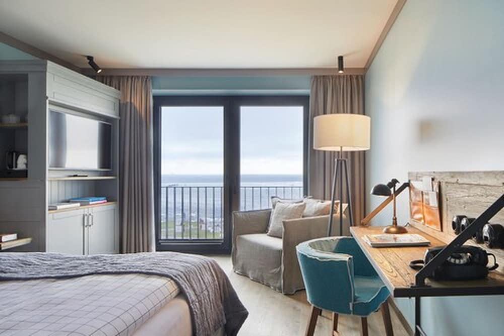 Lighthouse Hotel and SPA 8/50