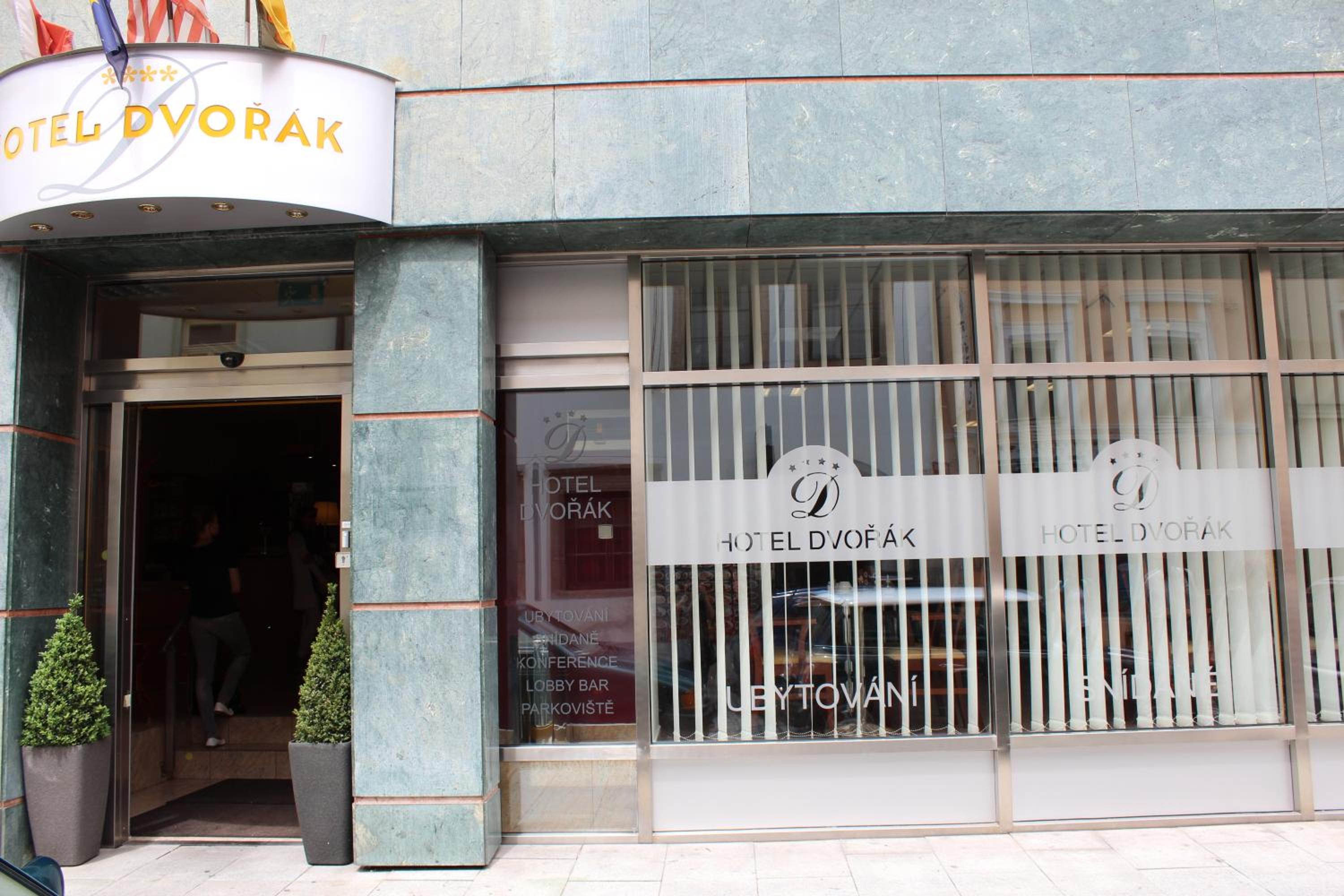 Hotel Dvorak 5/66