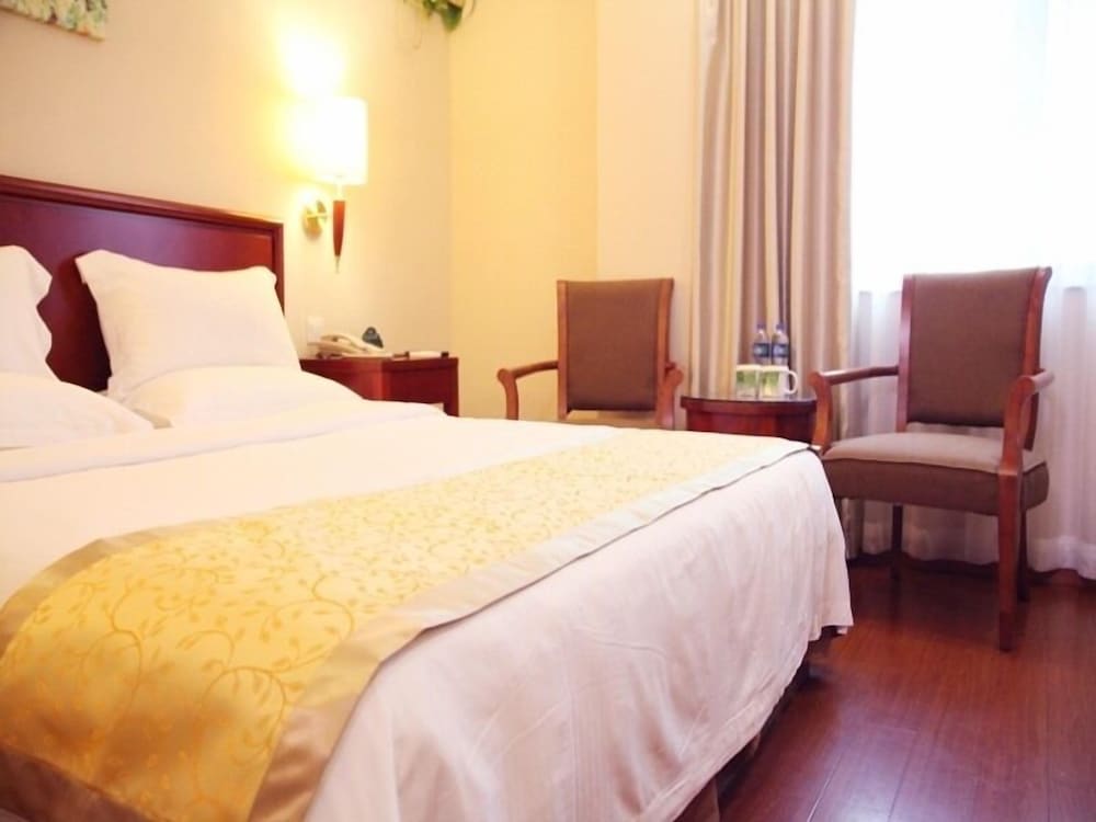 VX Shanghai Railway Station Hotel 5/20