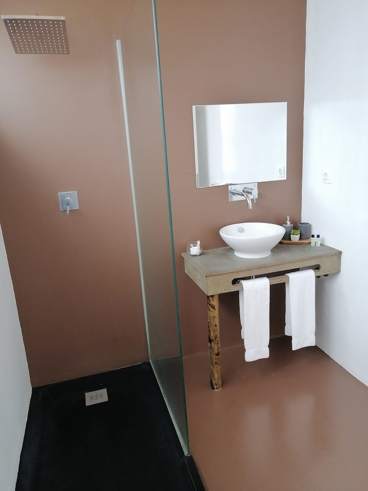 Sao Vicente Lodge 43/43