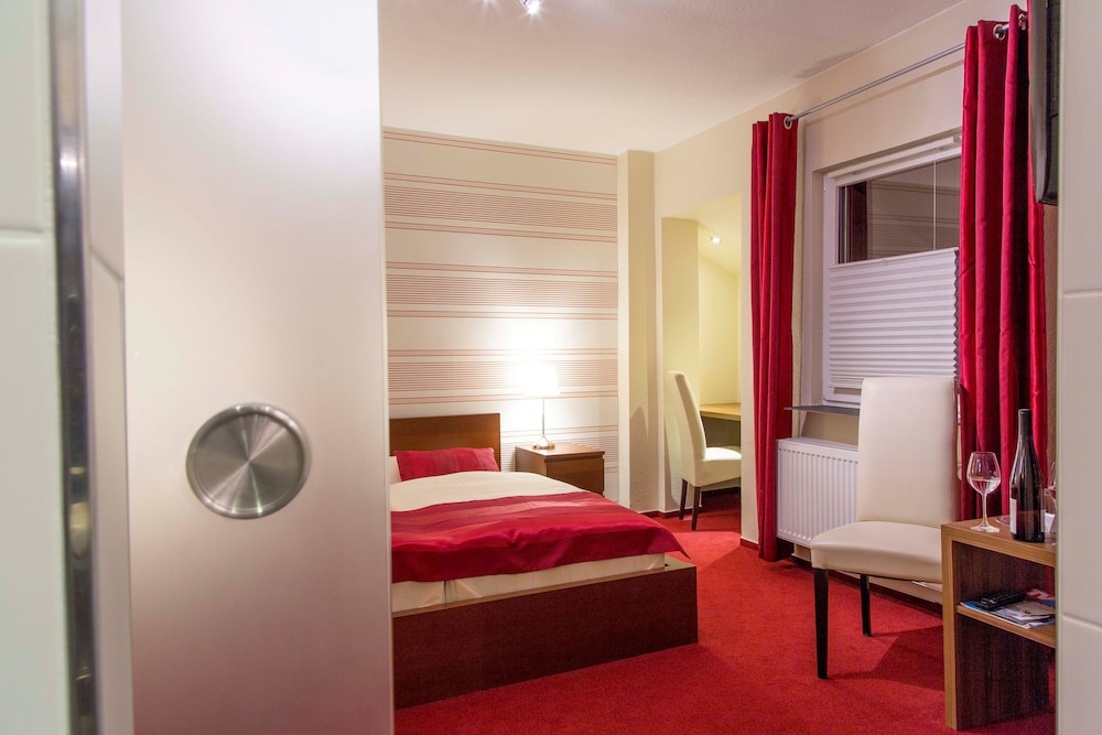 Hotel Zum Baeren 23/38