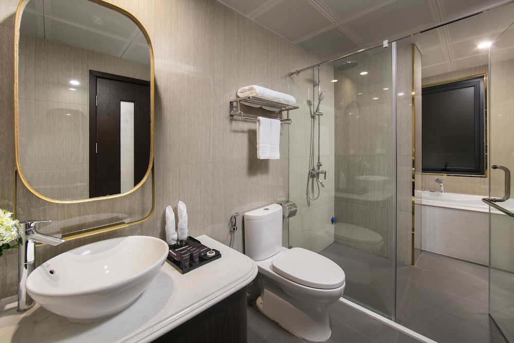 Hanoi L Heritage Diamond Hotel Spa 67/69