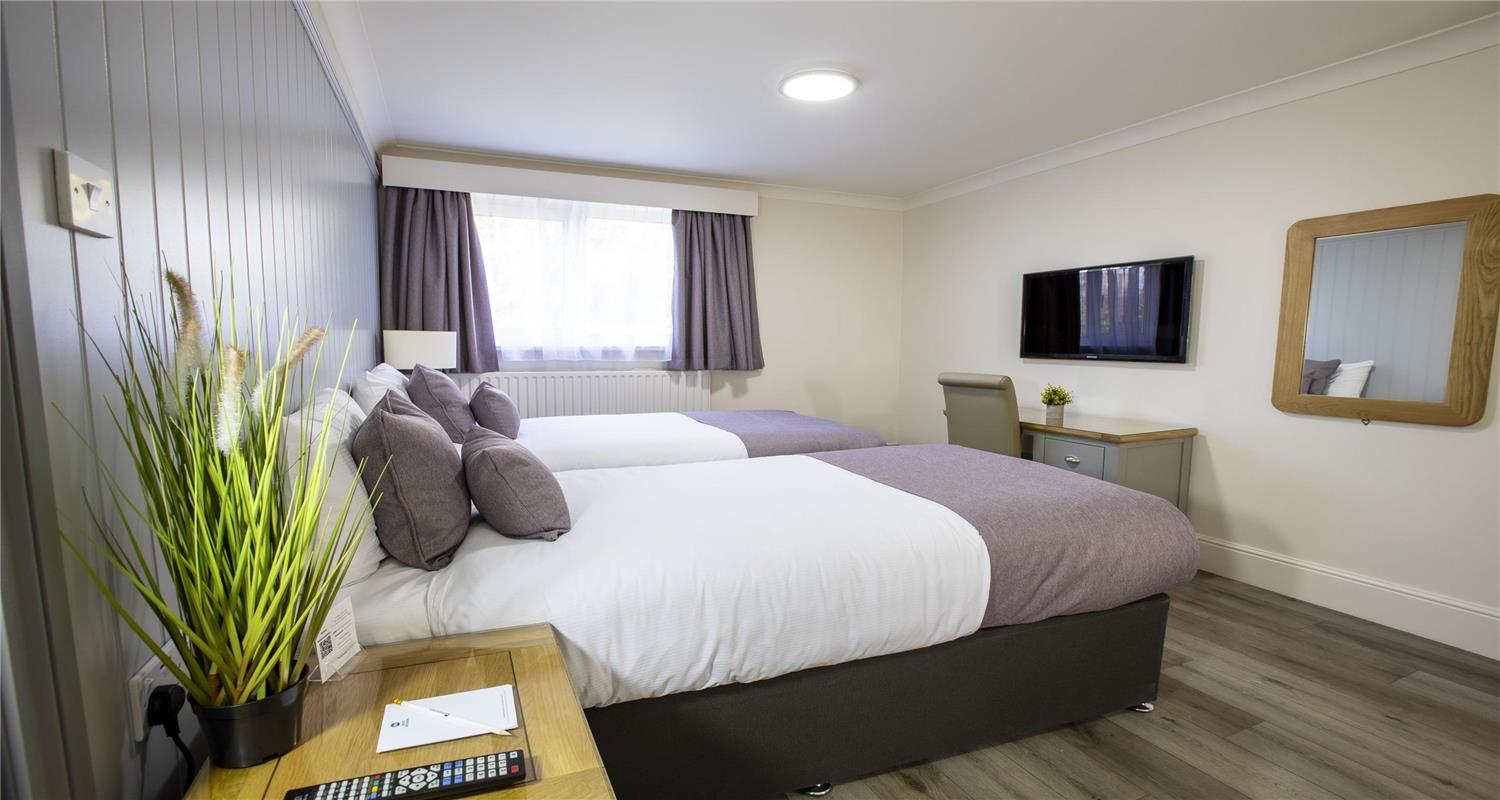 Best Western Manor Hotel 7/16