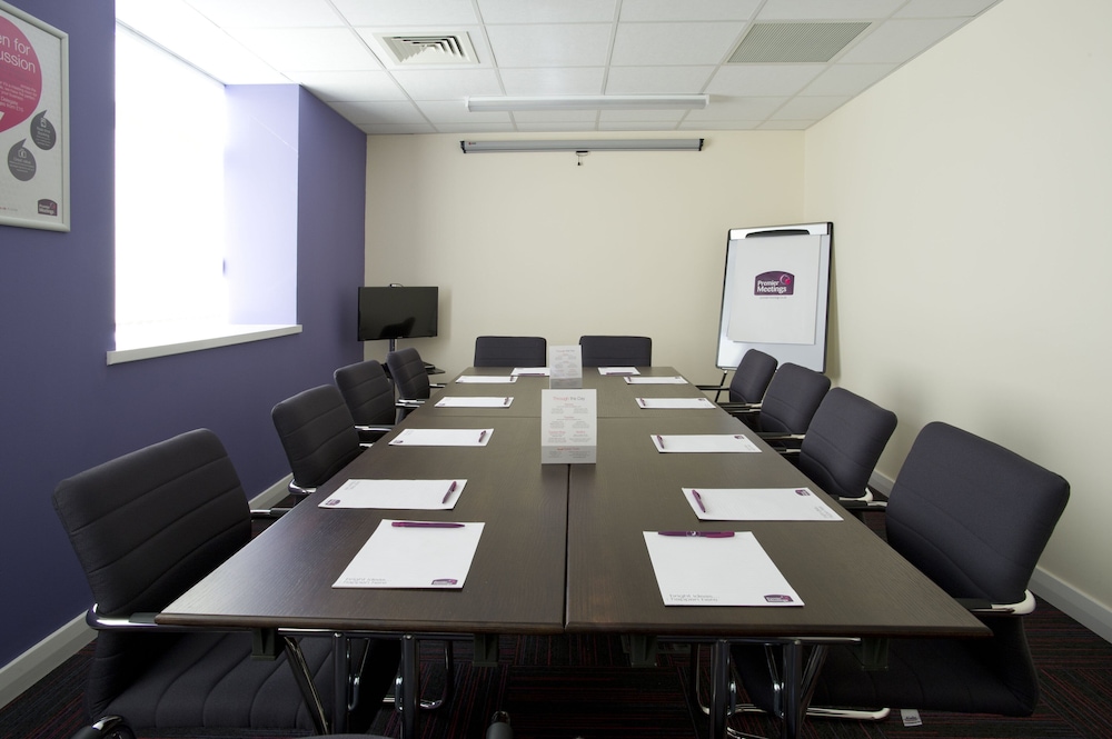 Premier Inn Perth City Centre 45/55