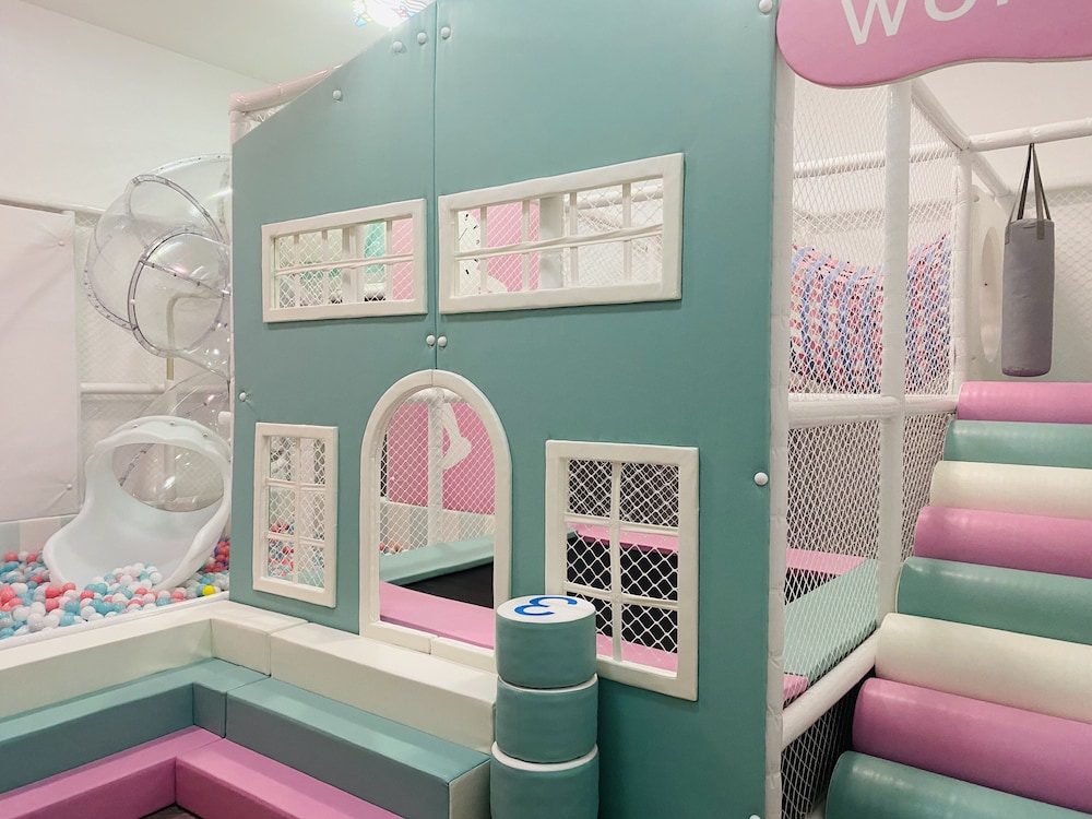 C&D Hotel Xiamen Xiang’an 74/82