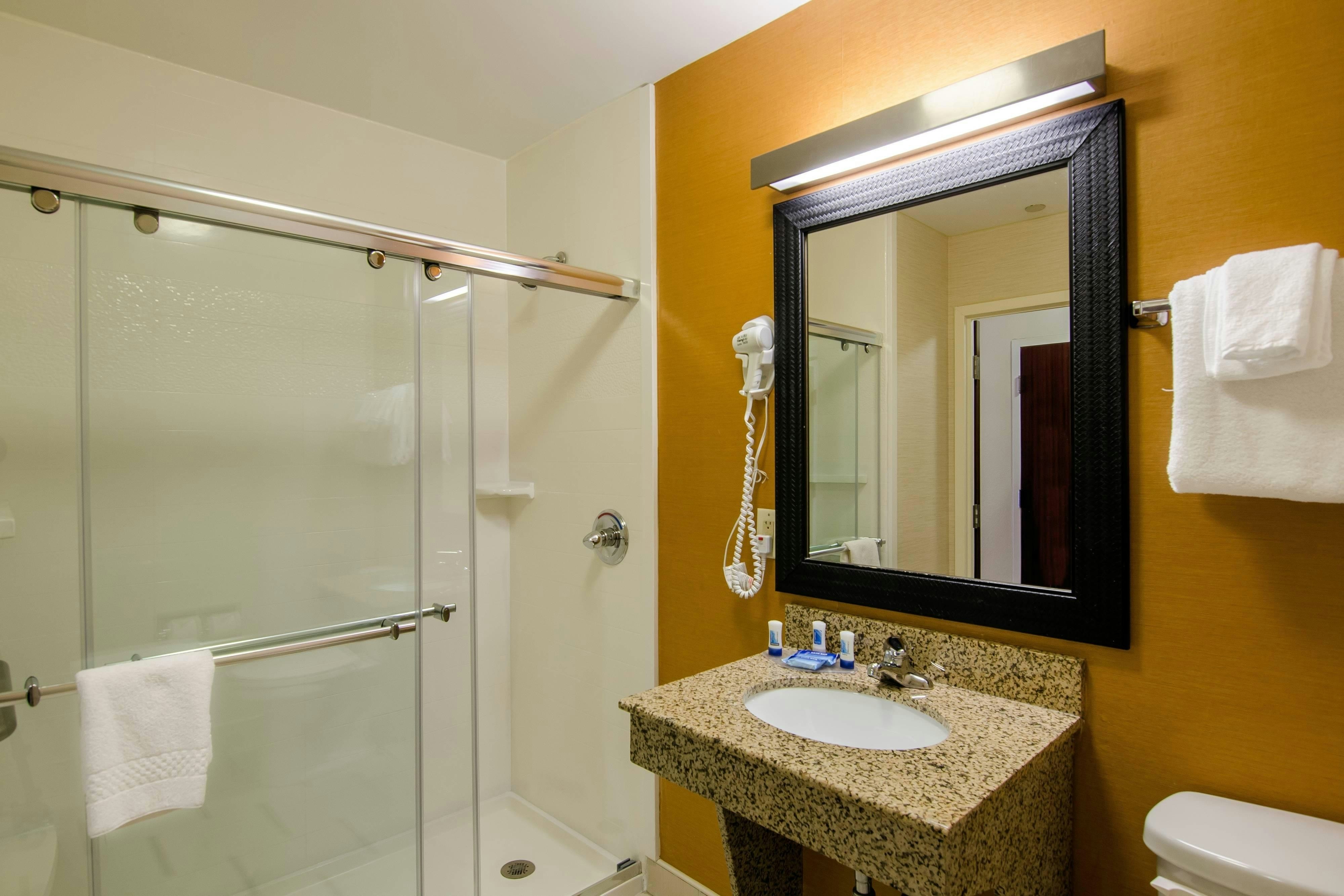 Fairfield Inn Potomac Mills 45/47
