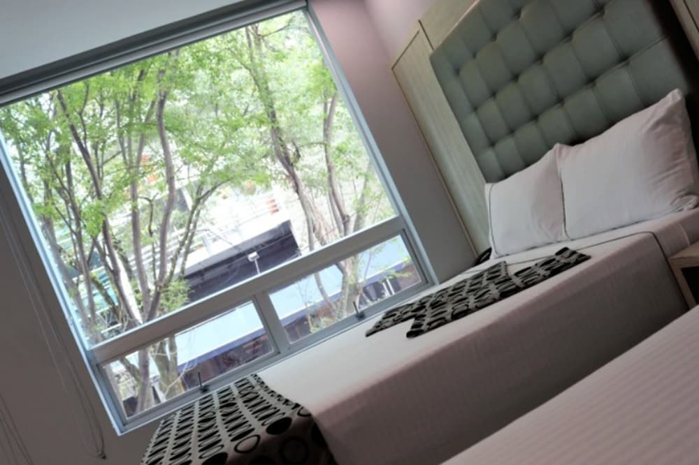 Hotel Lleras Express 12/41