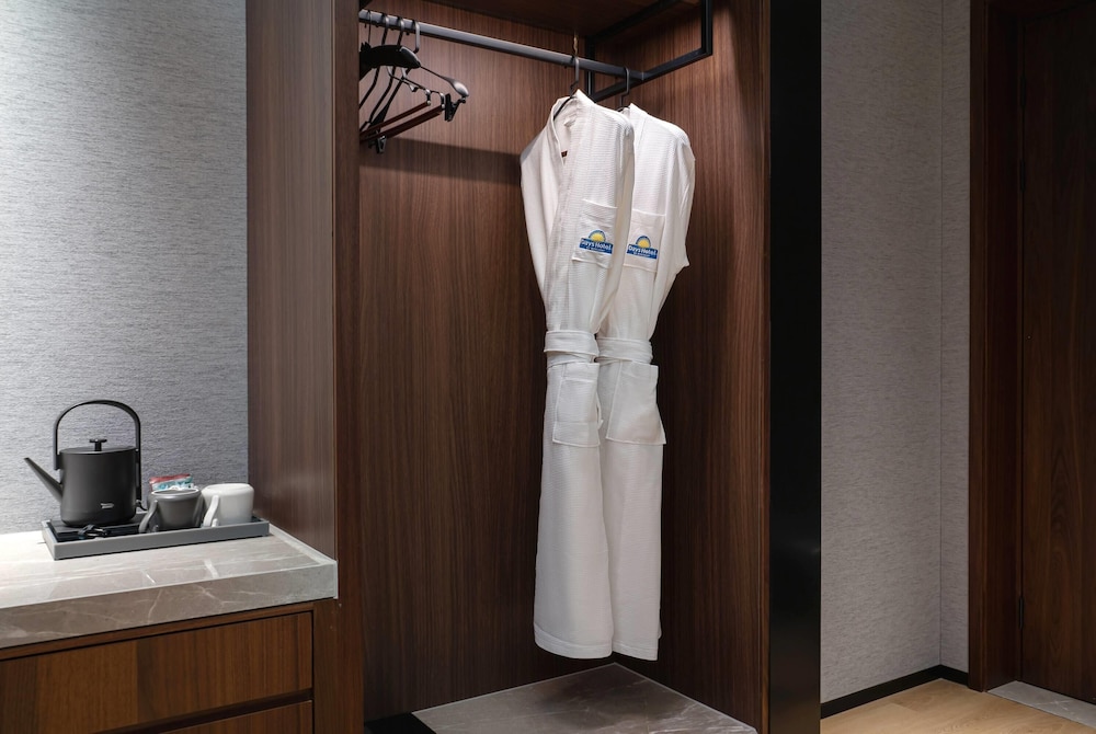 Days Hotel by Wyndham Changsha East 57/59