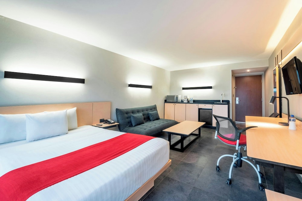 City Express by Marriott Tuxpan 8/50