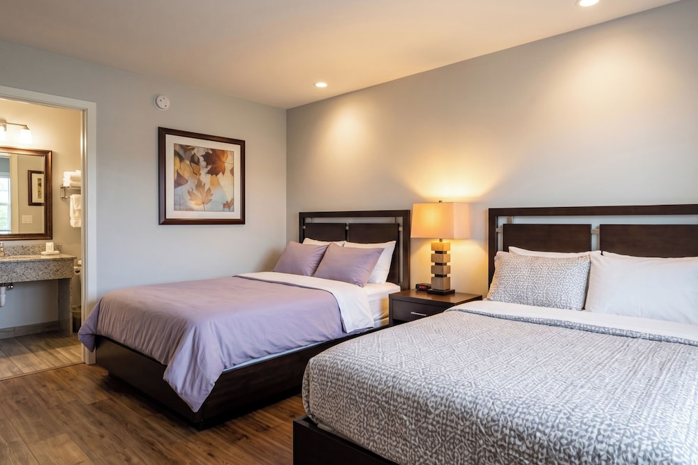 2 Full Beds Non-Smoking