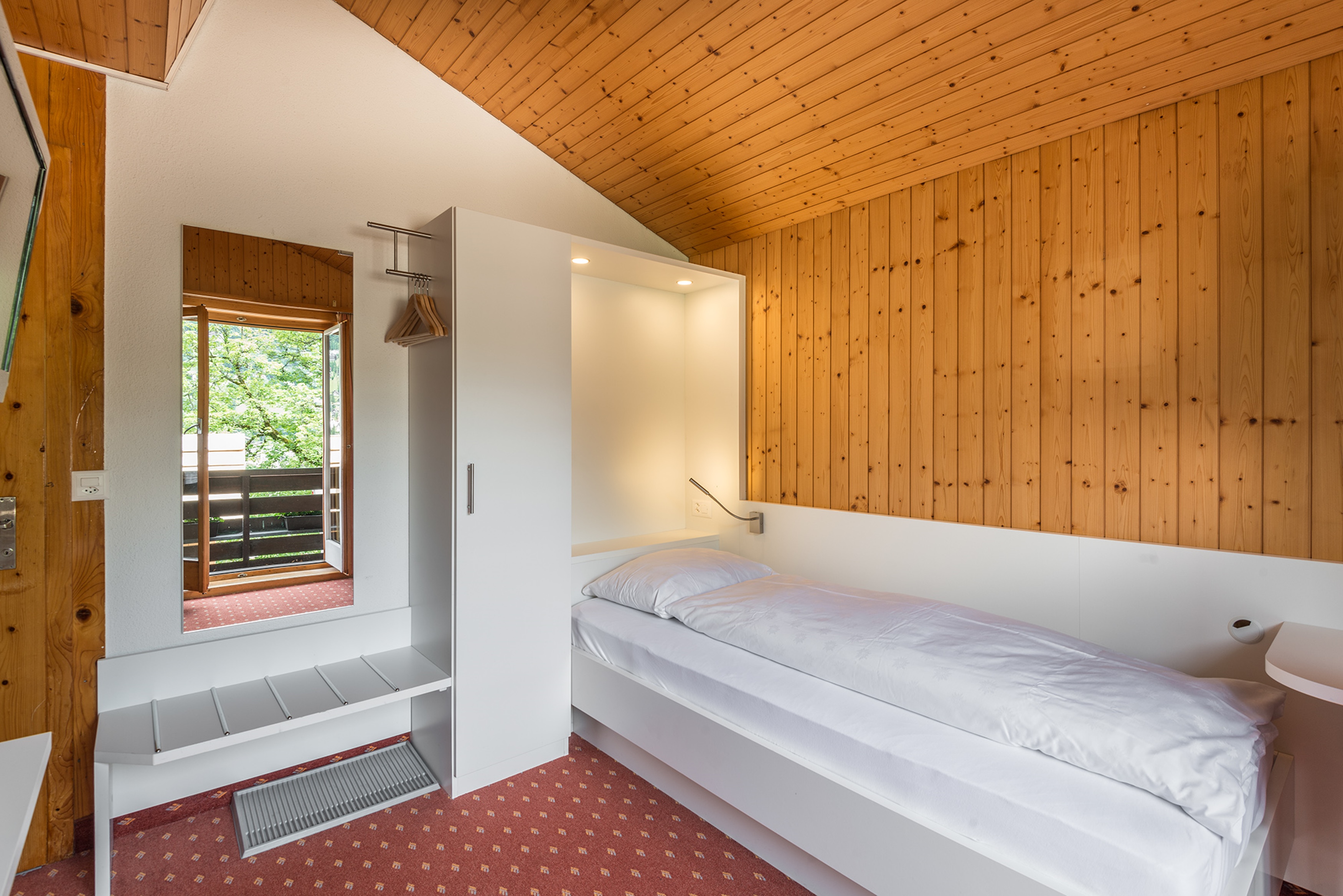 Room, Single