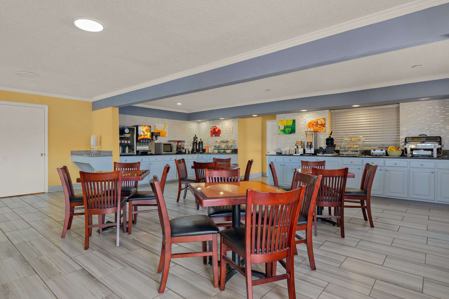 Quality Inn & Suites Dublin 17/25