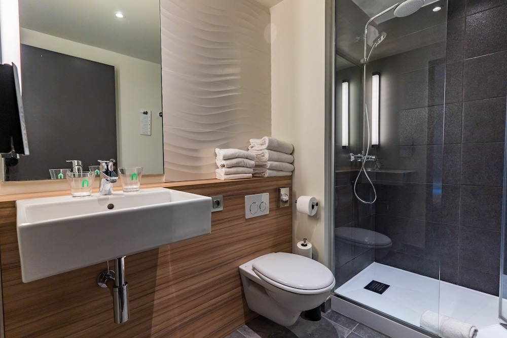 Hotel Campanile Montpellier Centre St Roch 60/62