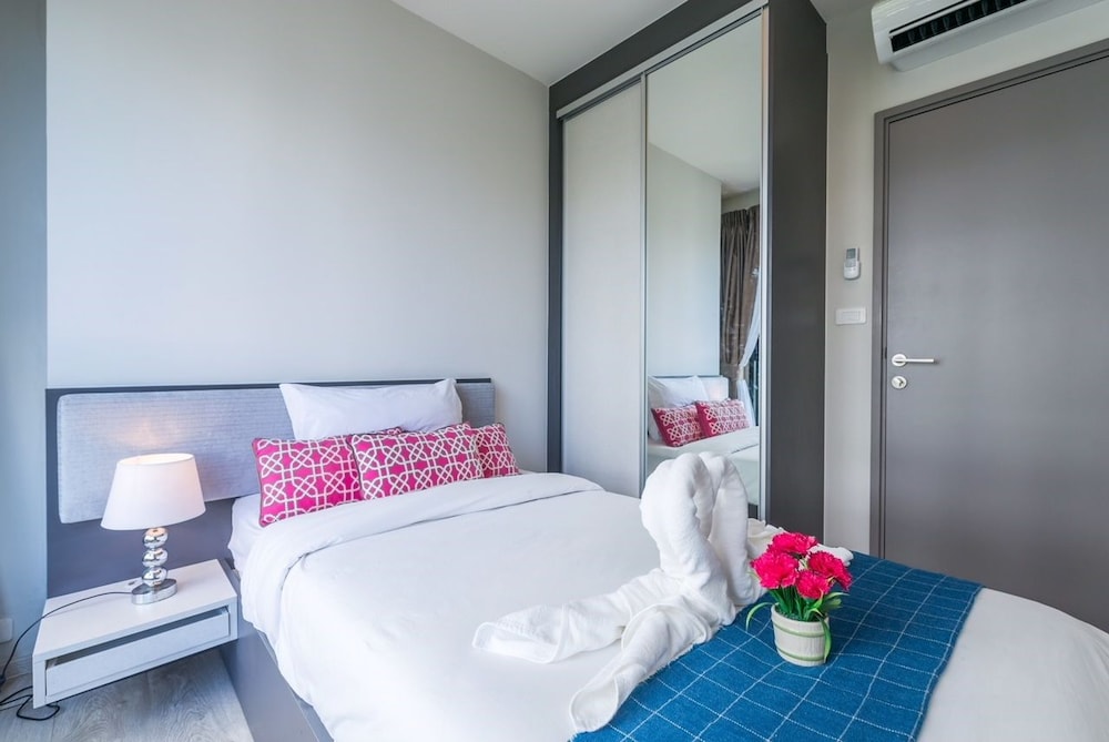 The Base Condo Pattaya by Supee 16/50