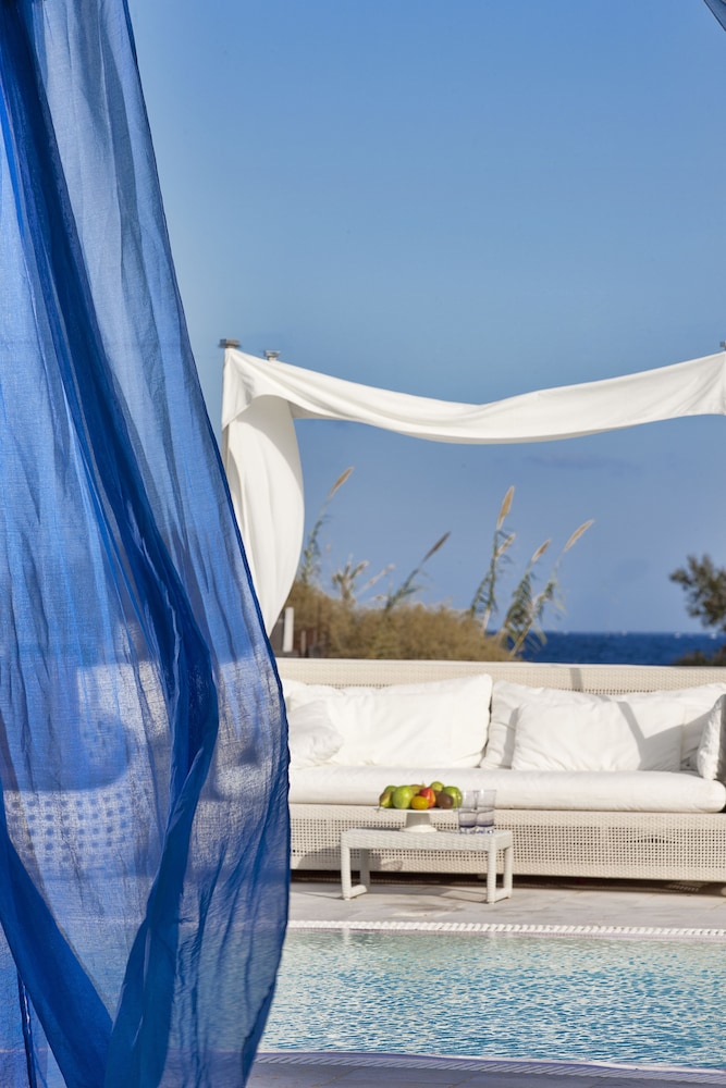 La Maison Luxurious Living 26/32
