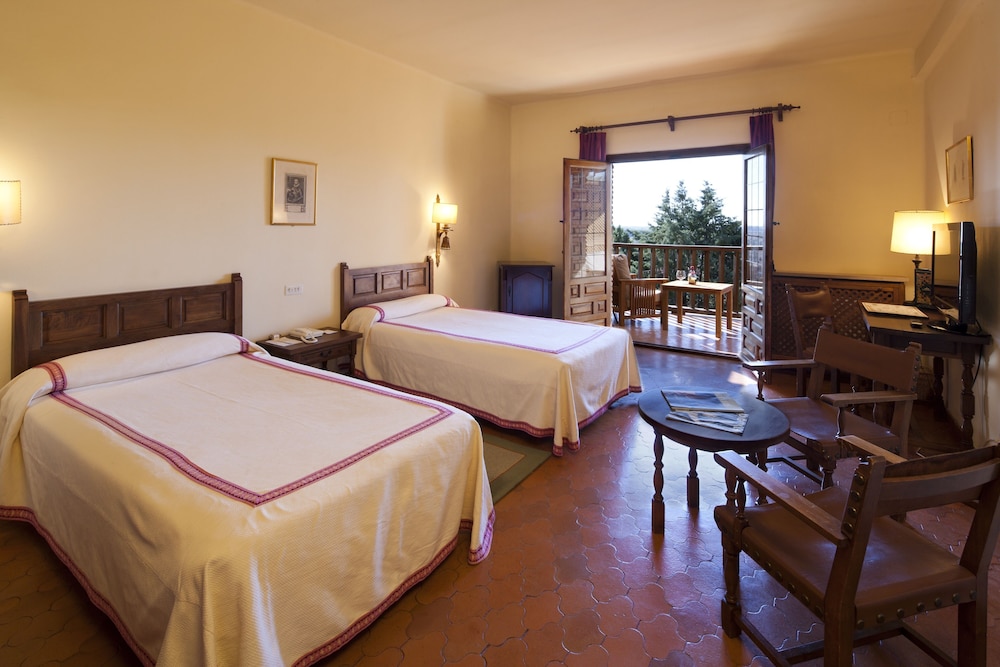 Parador De Benavente 24/63