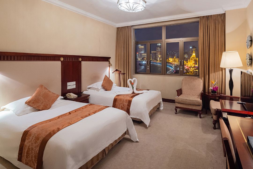 Bund, Classic, Twin Beds, with View، Broadway Mansions Hotel 2/3