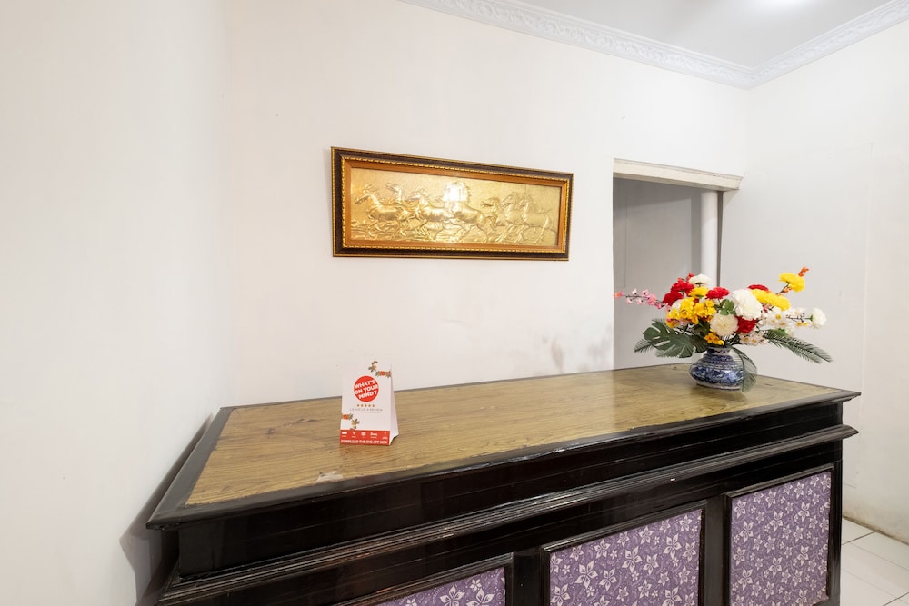 Oyo 2394 Hotel Brosta 5/26