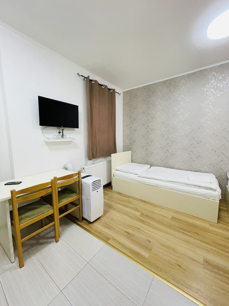 Easy Star Hotel 30/51