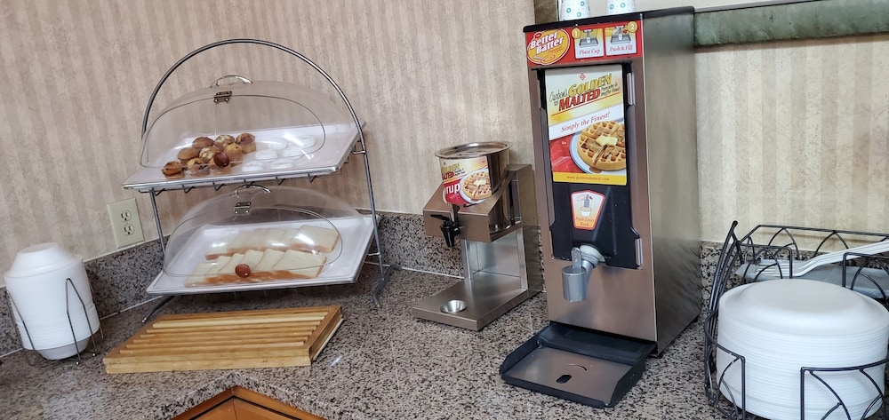 Fairbridge Inn Suites Mcdonoughga 42/52