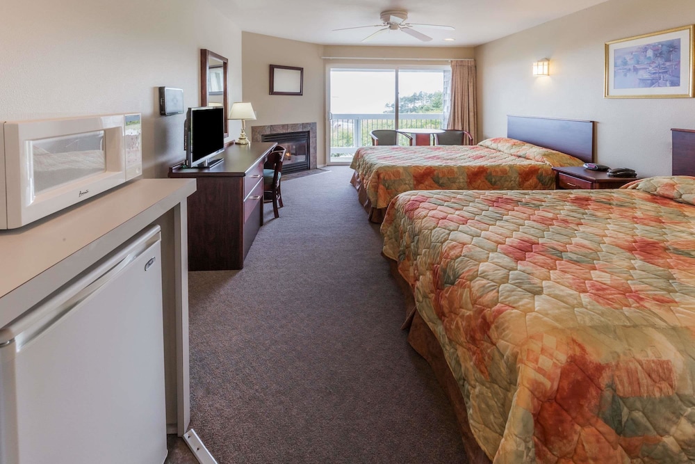Travelodge By Wyndham Depoe Bay 22/50